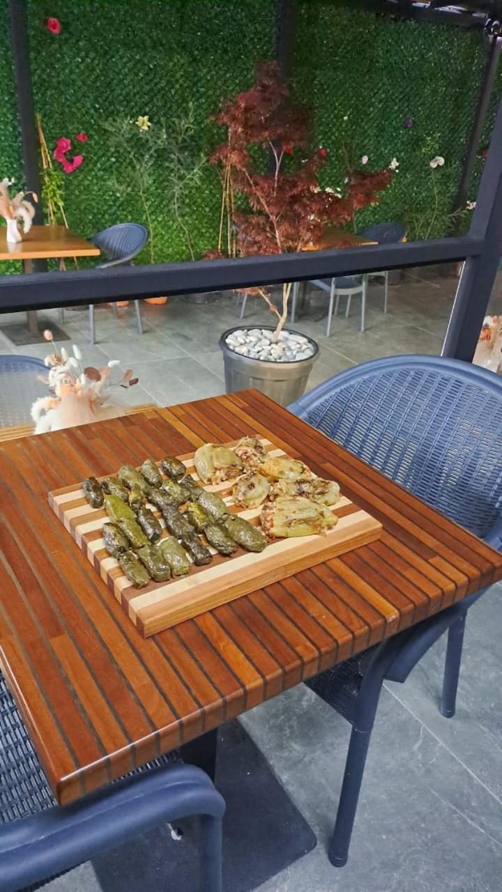Mon Ami Boutique Hotel Shkodër Eksteriør billede